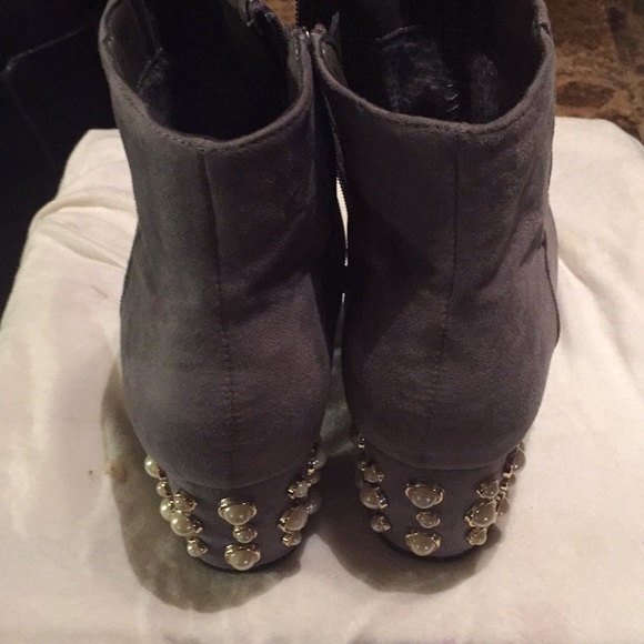 Booties - Picture 3 of 3